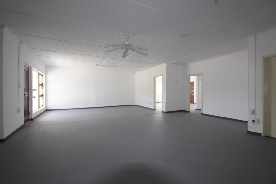4 Bedroom Property for Sale in Jeffreys Bay Central Eastern Cape